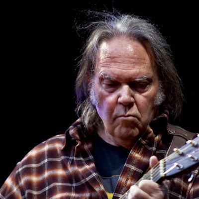 Neil Young largue Spotify… qui sera le prochain?