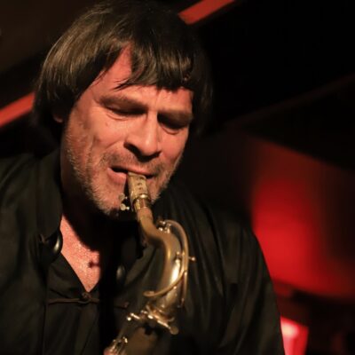 Jazz en rafale et Yannick Rieu bourdonnent à l’Outremont