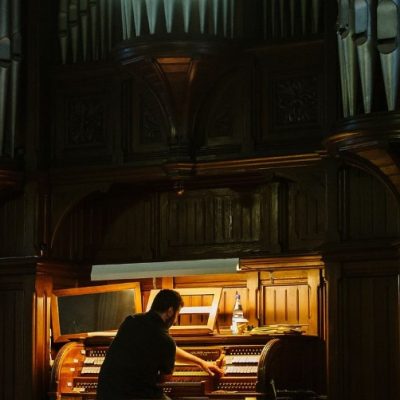 The organ as the first analog synthesizer