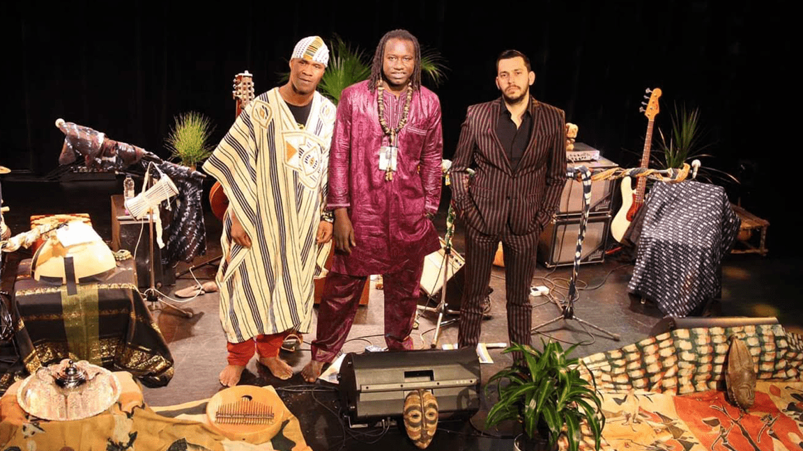 African Guitar Spirit au Club Balattou - PAN M 360