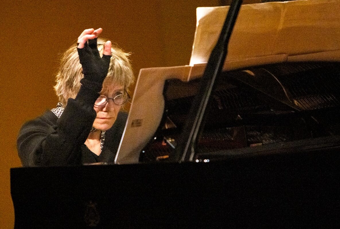 SMCQ | À la croisée des pianos 7: Daniel Áñez et Brigitte Poulin au ...