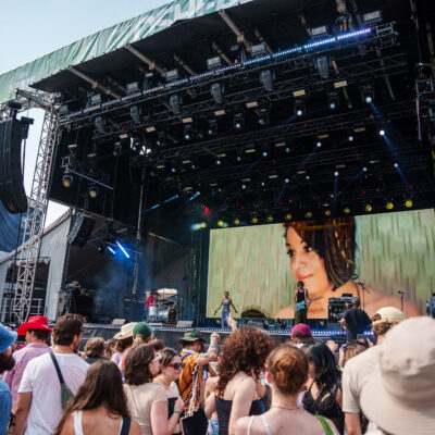 Osheaga, Jour 1 : Fcukers le fait avec les lumières allumées