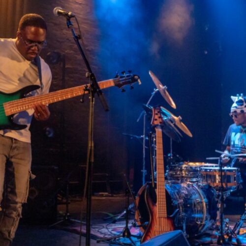 FIJM – A propos de l’idée de Derrick Hodge sur la « couleur du bruit »