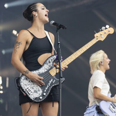 Osheaga 2025 | The Beaches, The Beaches, everyone on the beach at the foot of the… Mountain