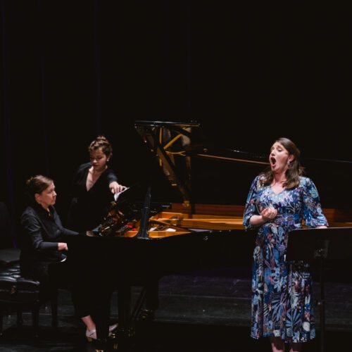 Virée classique | Une heure exquise au coeur de la nature humaine avec Beth Taylor