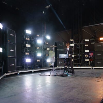 Osheaga 2025 | Suit and tie, dance punk, British rock… The Dare