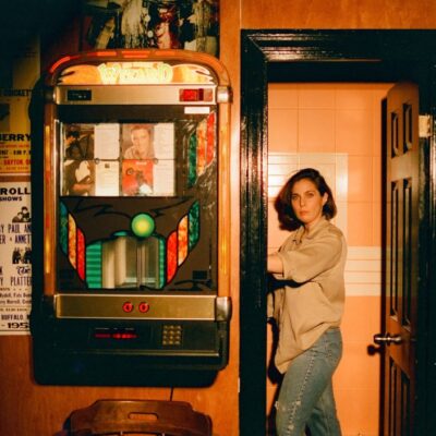 POP Montréal : U.S. Girls + Elle Barbara + Shunk au Théâtre Rialto