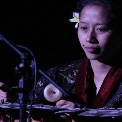 Festival Flux : Sraya Murtikanti / Arya Deva Suryanegara + Chloe Jackson-Reynolds Sextett à La Sala Rossa