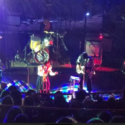 POP MTL | TEKE::TEKE encore et toujours inclassable