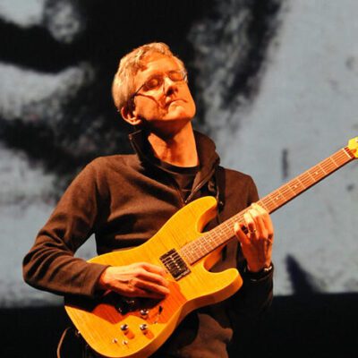 Le Vivier : Tim Brady — Guitare Électrique à la Salle Bleue de l&rsquo;Édifice Wilder