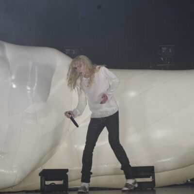 2hollis Brings Gen-Z Rage To MTELUS