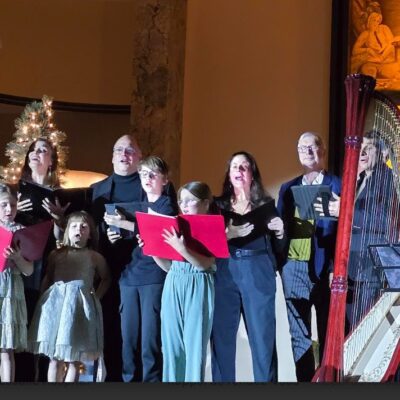 Trois femmes sont venues ce soir