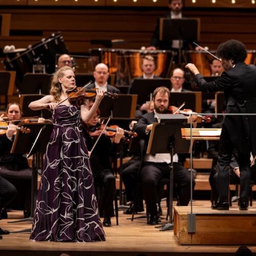 OSM | Folklorique et hollywoodien