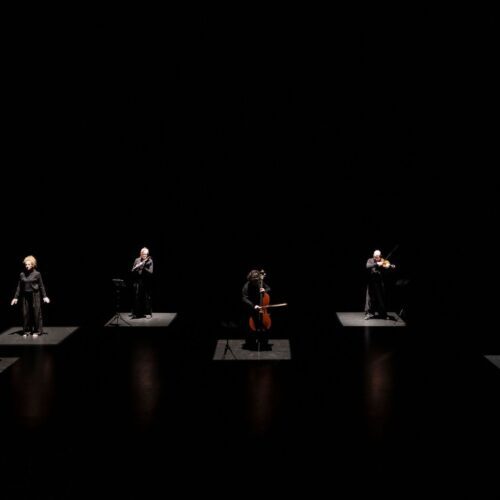 Semaine du Neuf | Scissions et rencontres du corps dans « Speak no words – Le silence des mots »