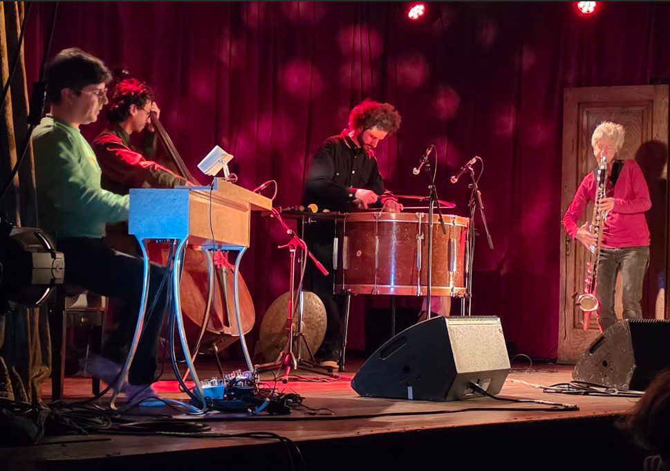 Semaine du Neuf | When the collective becomes an entity