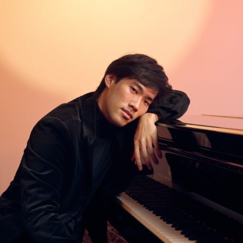 OSM | Le pianiste montréalais Bruce Liu, superstar sur la planète classique… Et chez lui ?