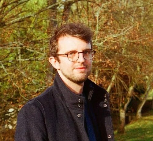 Codes d&rsquo;Accès / Traces | Plastic Cinders de Jonas Regnier… guerre au plastique !