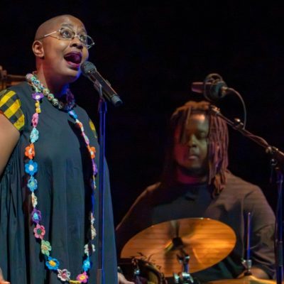 FIJM 2026 | Cécile Mc-Lorin Salvant remporte le Prix Ella-Fitzgerald lors d’un concert du tonnerre!