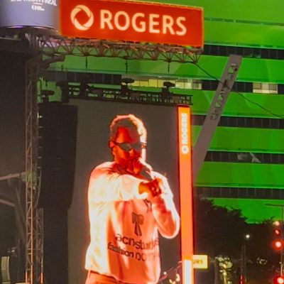 Francos 2026 | Disiz impose son univers rock devant une foule immense