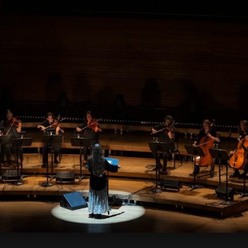 MUTEK 2026 | Kara-Lis Coverdale pour piano et cordes… et pas pour l’orgue