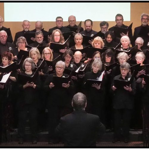 La Fête de la Musique de Tremblant : Le Chœur de Tremblant chante des grands noms de la musique française à la place Saint-Bernard