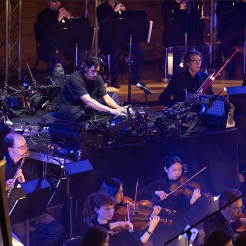 Apashe x OSM, triomphe du poème électro-symphonique